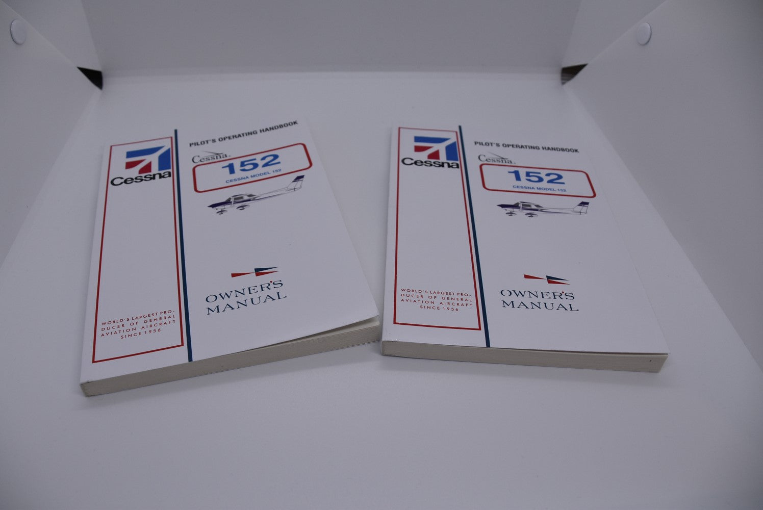 Cessna 152 Pilot Operating Handbook & Owner`s Manual and C152 Quick Reference Checklist